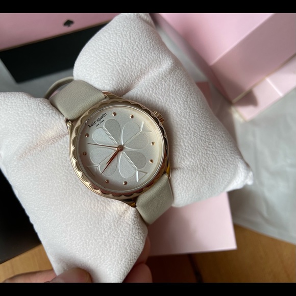 Beautiful Kate Spade New York Watch-NWT main image 7